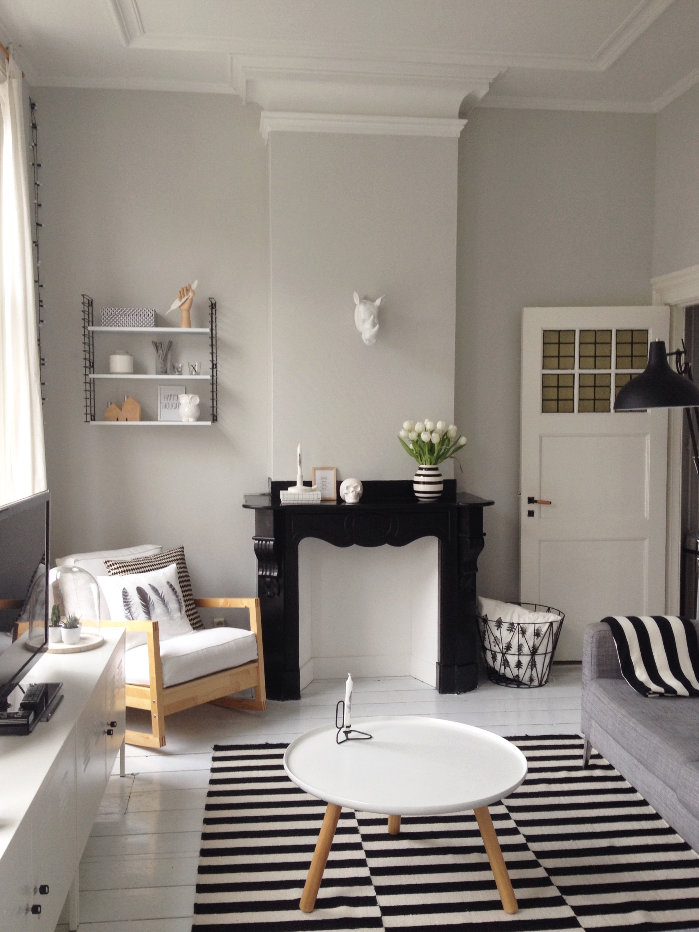 Woonkamer inspiratie zwart wit: woonkamer grijs blau c b df eb e a ...